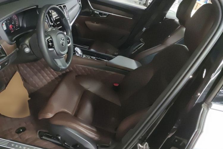 Used Volvo S90 2021 B5 Zhiyuan Luxury Edition
