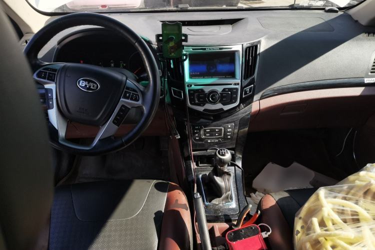 Used BYD Surui 2015 1.5L Manual Luxury Model
