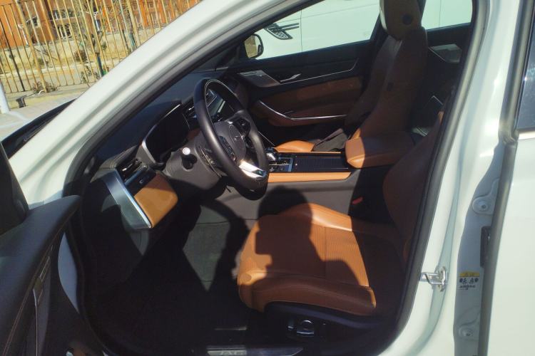 Used Jaguar XFL 2024 2.0T P300 Four-Wheel Drive Flagship Sport Gold Edition Left Front Seat