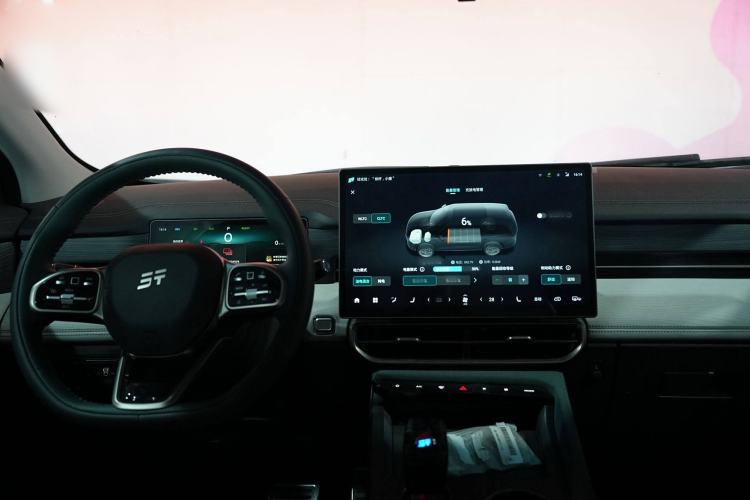 Used JETOUR Shanhai L9 2024 1.5TD 2DHT Air 7-Seater
