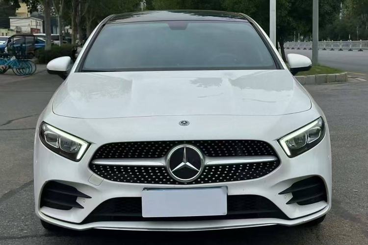 Used Mercedes-Benz A-Class 2022 Second Facelift A 200 L Sport Sedan Fashion Version