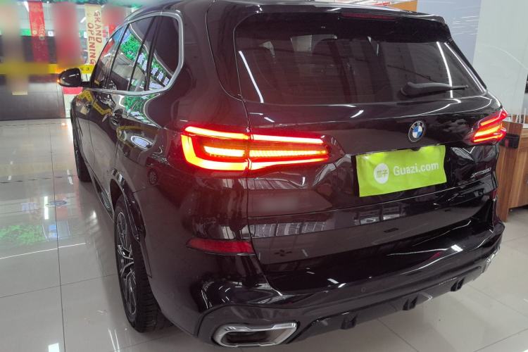 Used BMW X5 2022 Restyled xDrive 30Li Luxury Version M Sport Package
