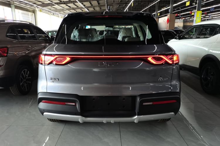 Used BYD Yuan UP 2025 Model 301KM Leading Version Rear