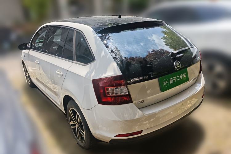 Used Skoda Rapid Spaceback 2016 Revised 1.6L Automatic Smart Drive Version
