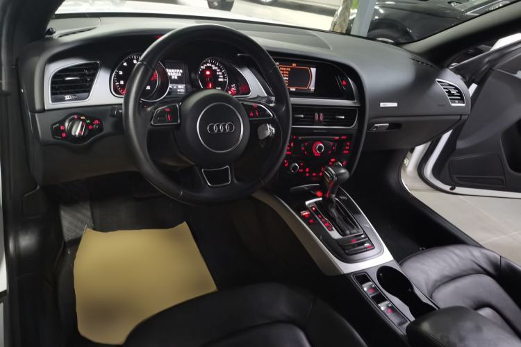 Used Audi A5 2013 Cabriolet 40 TFSI
