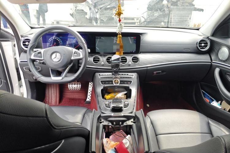 Used Mercedes-Benz E-Class 2018 Restyled E 300 L Sporty and Stylish Edition Center Console