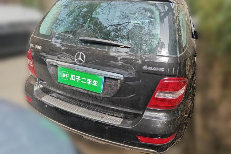 Used Mercedes-Benz M-Class 2010 ML 300 4MATIC