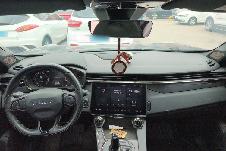 Used Lynk & Co 01 2021 2.0TD Four-Wheel Drive Dark Night Edition Center Console