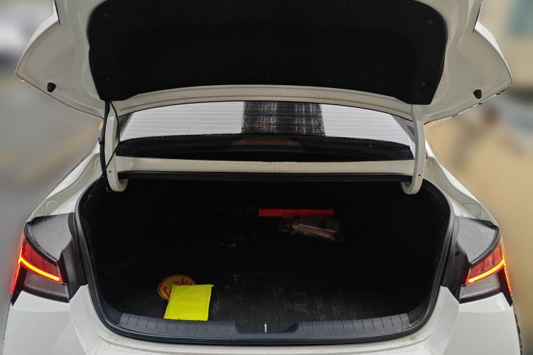 Used Hyundai Elantra 2023 1.5L CVT LUX Prestige Edition Trunk