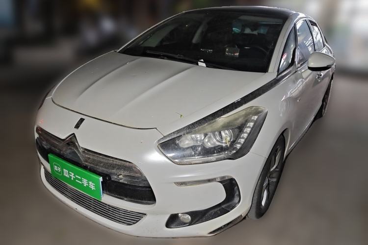 Used DS 5 2014 1.6T Luxury Edition THP160