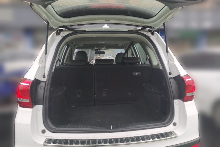 Used Haval H6 2015 Revised Version Sport Edition 1.5T Manual Transmission Two-Wheel Drive Elite Grade
