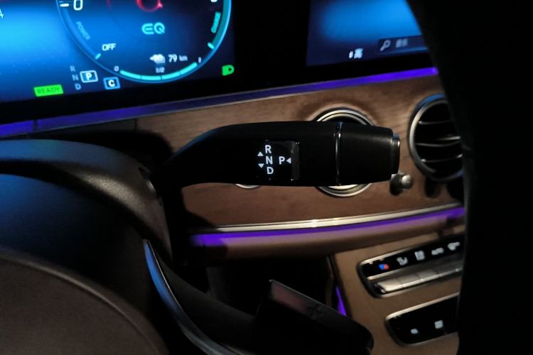 Used Mercedes-Benz E-Class New Energy 2022 Second Facelift E 350 e L Plug-in Hybrid Sedan
