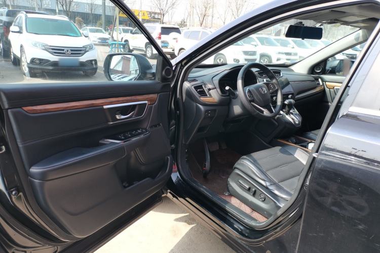 Used Honda CR-V 2019 Brilliant Edition Plus 240TURBO CVT Two-Wheel Drive Fashion Version China VI Emission Standard