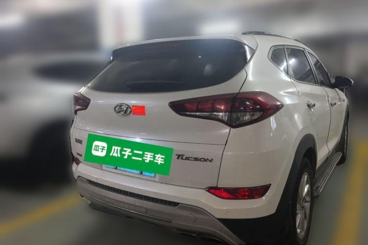 Used Hyundai Tucson 2015 1.6T Dual-Clutch Two-Wheel-Drive Smart Model Rear