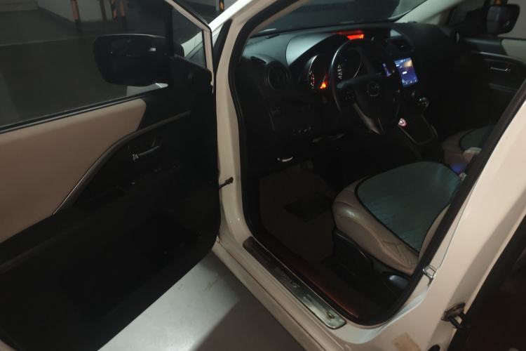 Used Mazda 5 2011 2.0L Automatic Luxury Edition
