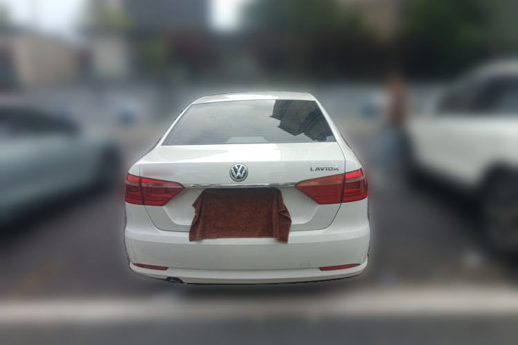 Used Volkswagen Lavida 2015 1.6L Automatic Fashion Edition Rear