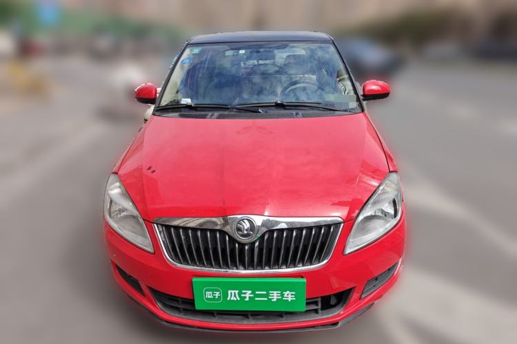 Used Skoda Fabia 2014 1.4L Automatic Crystal Edition