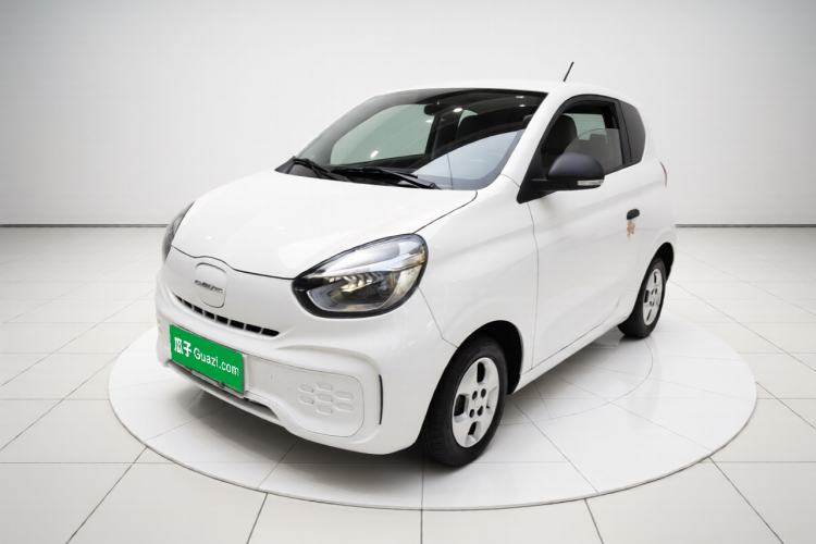 Used Roewe Clever 2021 302 km New Four-Seater Super-Efficient Version