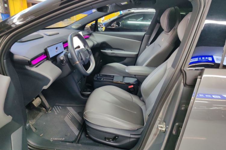 Used Lynk & Co Z20 2025 530 km Range Rear-Wheel Drive Max