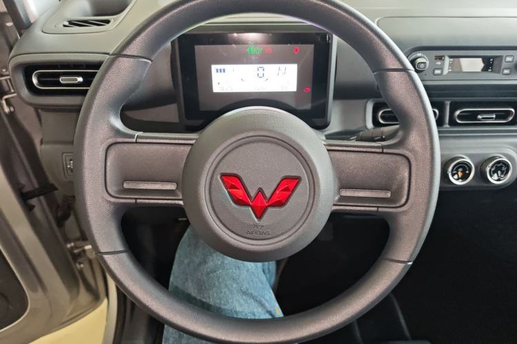 Used Wuling Zhiguang New Energy 2025 Comfort Model