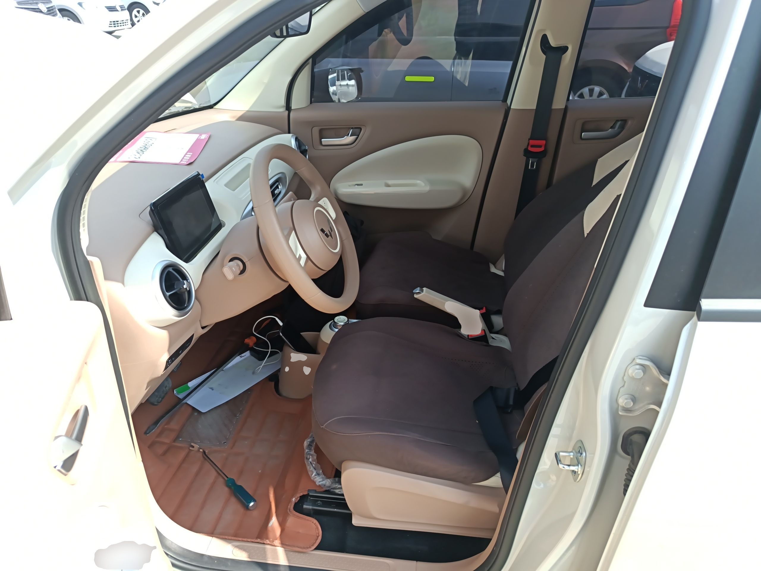 Interior delantero