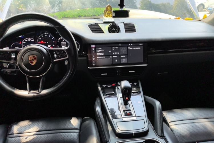 Used Porsche Cayenne 2018 Cayenne 3.0T Center Console
