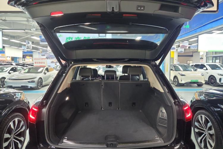 Used Volkswagen Touareg 2020 3.0 TSI Luxury Edition China VI