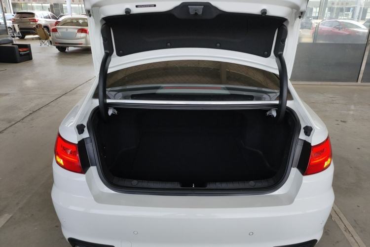 Used Geely Auto Emgrand GL 2018 1.8L Manual Elite Smart Connectivity Version Trunk