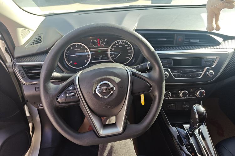 Used Nissan Lannia 2021 1.6L CVT Cool Edition