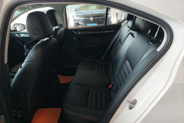 Used Skoda Octavia 2016 1.6L Automatic Smart Drive Edition
