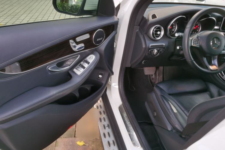 Used Mercedes-Benz GLC 2016 GLC 260 4MATIC Dynamic Edition
