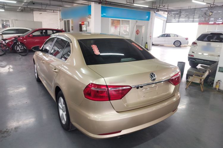 Used Volkswagen Lavida 2013 Revised Classic 1.6L Manual Fashion Edition