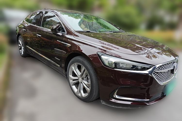 Used Buick LaCrosse 2021 Avenir Avia First-Edition Model Front Right 45 Deg