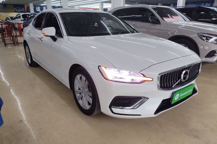 Used Volvo S60 2021 T3 SmartDrive Luxury Edition