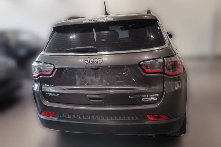 Used Jeep Compass 2017 200T Automatic Family Edition
