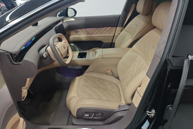 Used Nio ET9 2025 100kWh Signature Edition
