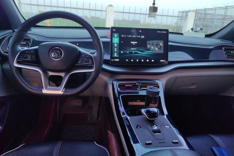 Used BYD Qin PLUS 2021 DM-i 120KM Flagship Model
