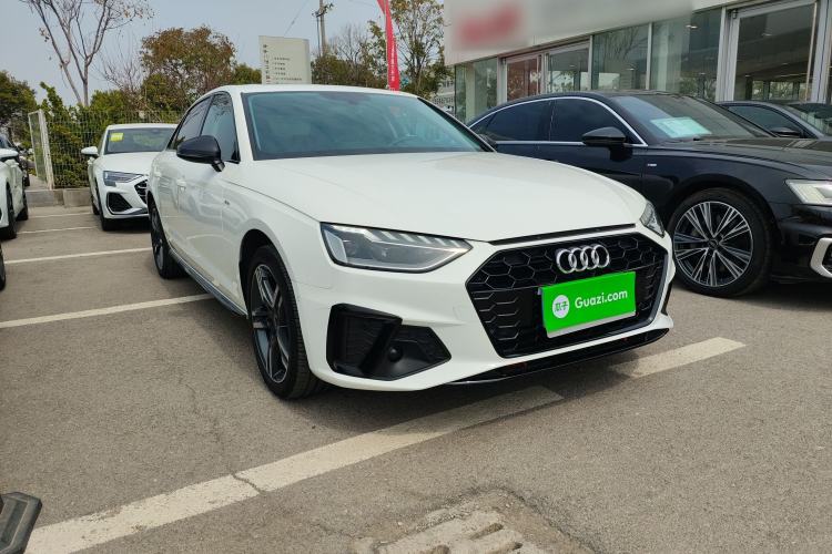 Used Audi A4L 2022 40 TFSI Luxury Dynamic Model