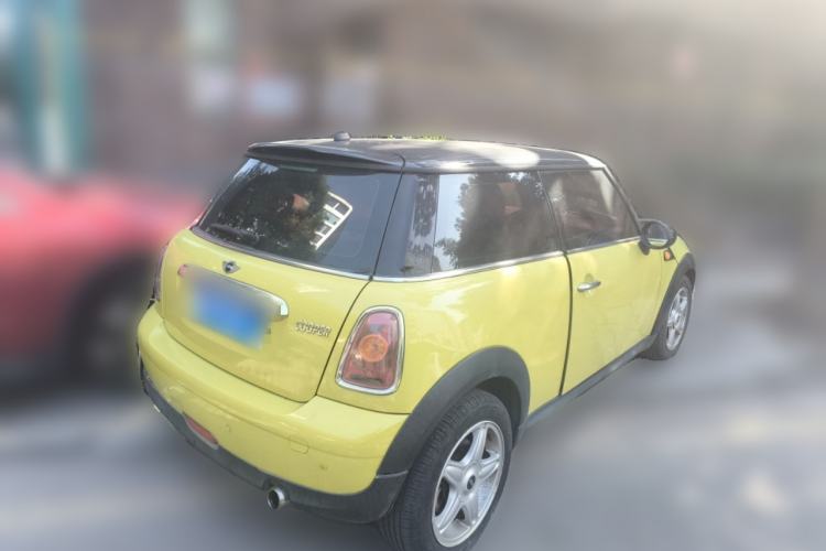 Used MINI 2011 1.6L COOPER Fun

