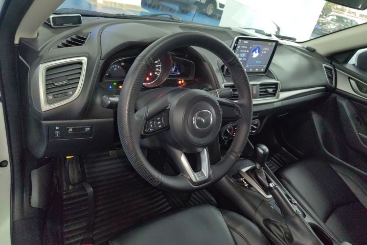 Used Mazda Mazda 3 Axela 2017 Sedan 1.5L Automatic Comfort Model Emission Standard China V
