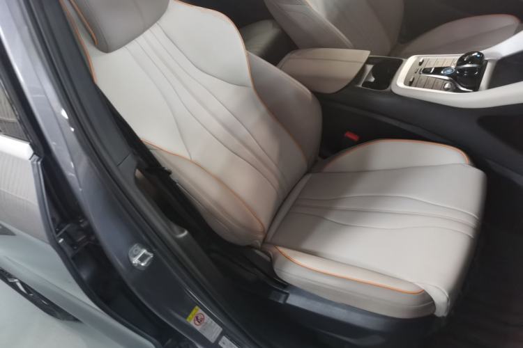 Used BYD Song Pro New Energy 2024 HONOR Edition DM-i 110KM Beyond Model Right Front Seat