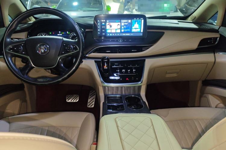 Used Buick GL8 2023 Land Executive Class Deluxe Model