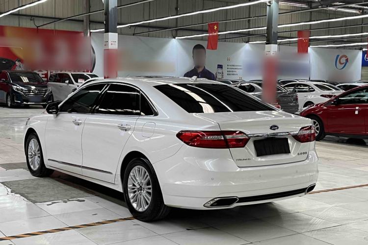 Used Ford Taurus 2017 EcoBoost 245 Fashion Edition Exterior 3