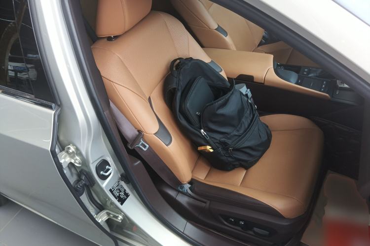 Used Lexus ES 2020 200 Excellence Edition