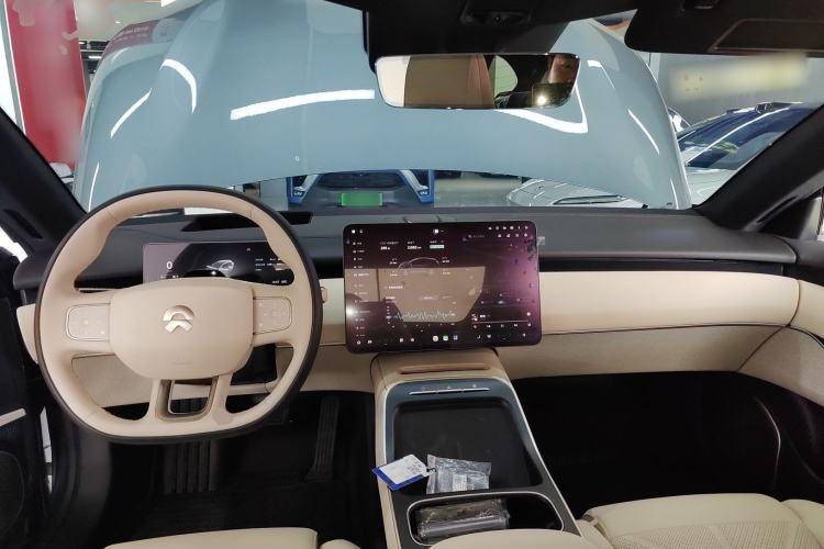 Used Nio ET5T 2025 75 kWh Touring