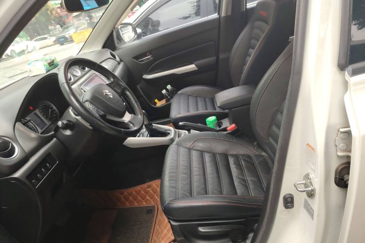 Used Suzuki Vitara 2016 1.4T Automatic Two-Wheel Drive Luxury Version Left Front Seat