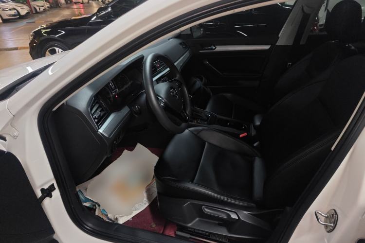 Used Volkswagen Lamando 2019 230TSI DSG Vision Edition China VI Standard Left Front Seat