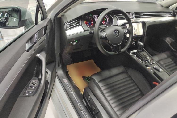 Used Volkswagen Magotan 2019 330TSI DSG Leading Model China VI Standard