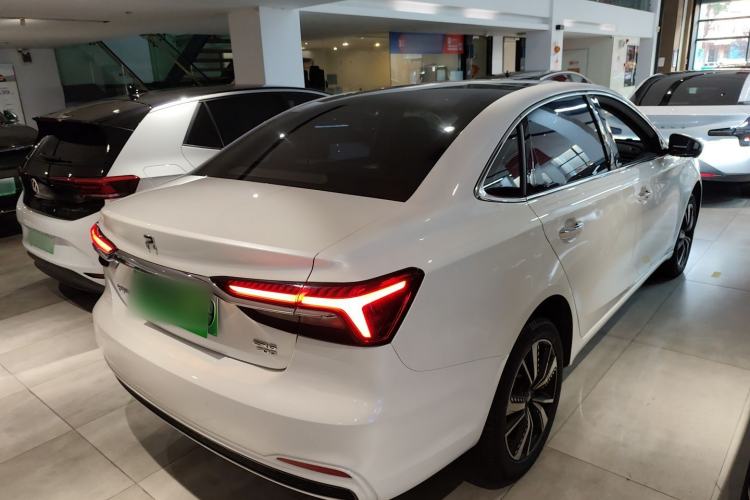 Used Rising ER6 2020 620 km Smart Edition Rear Right 45 Deg