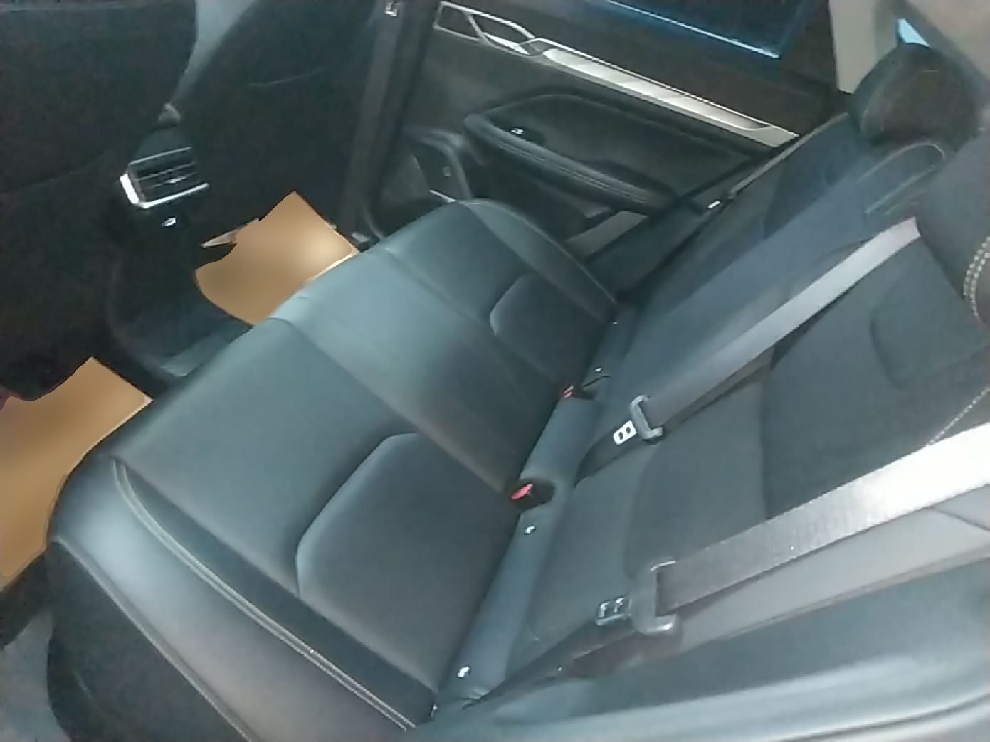 Geely Auto Emgrand L HiP 2024 Longteng Edition 1.5TD-DHT Pro 100KM Superior Model — снимка 20
